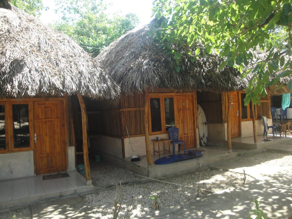 Ova Baluk Bungalow Nembrala Ngoại thất bức ảnh